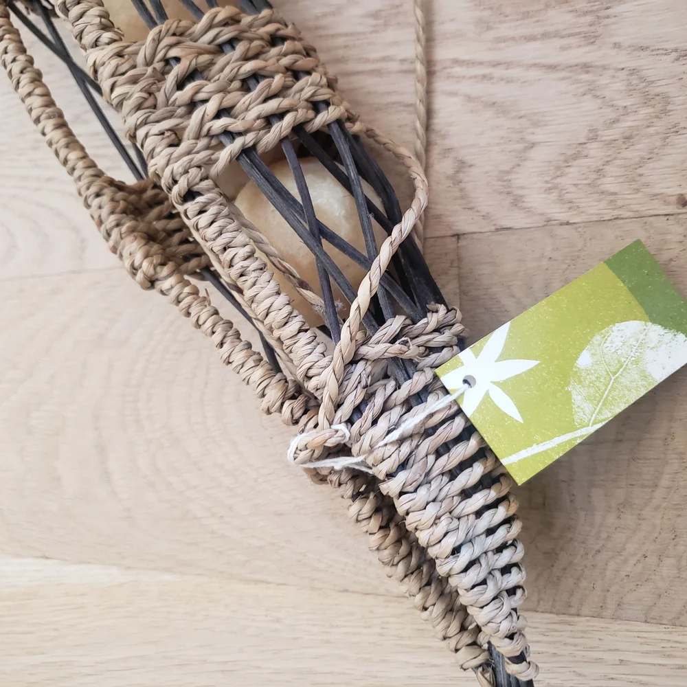 Vintage Aveda Woven Rattan‎ And Seagrass Basket With 5 Soap Spheres